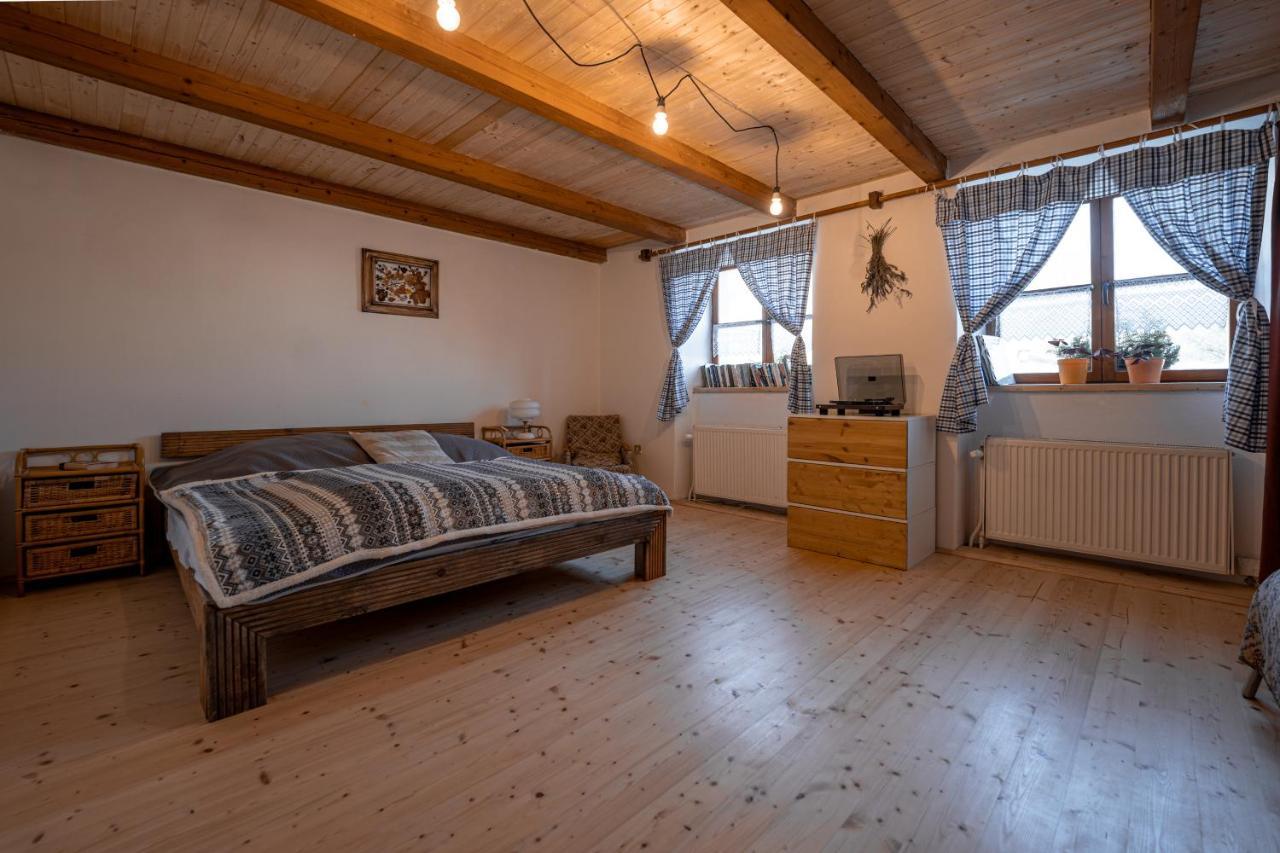 Prizemi Vesnicke Usedlosti - Cozy Village Homestead Vidov Екстер'єр фото