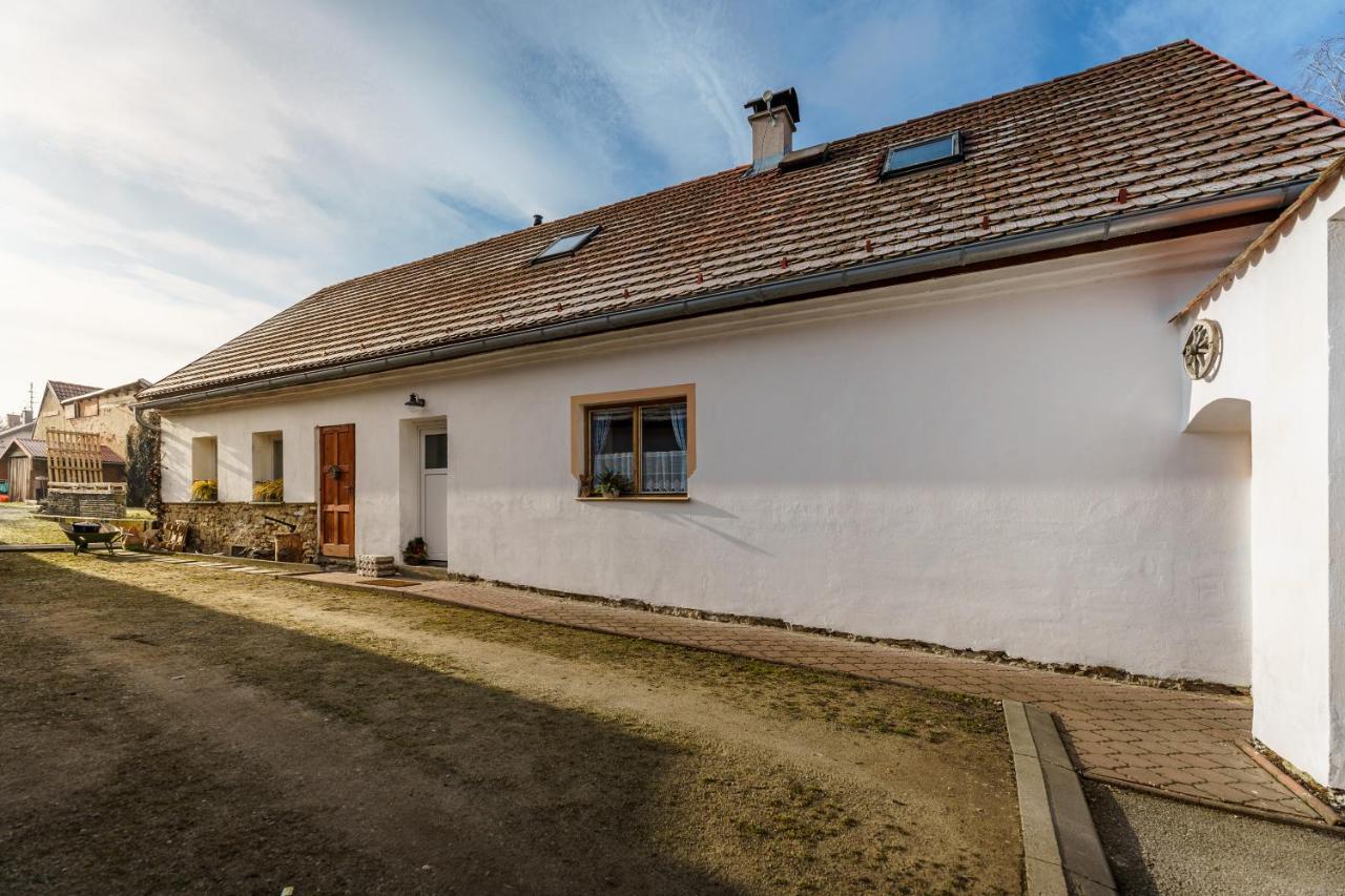 Prizemi Vesnicke Usedlosti - Cozy Village Homestead Vidov Екстер'єр фото
