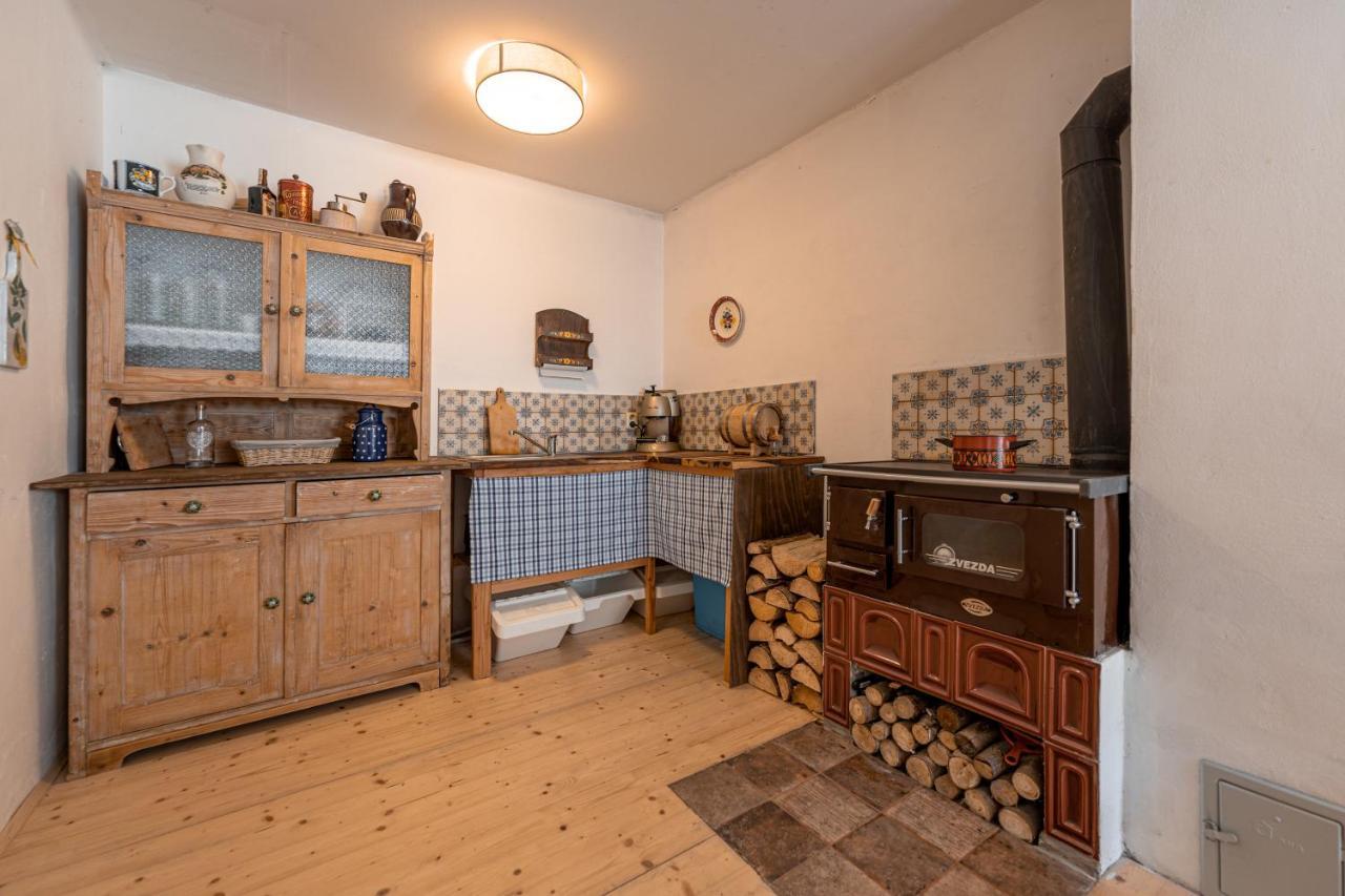 Prizemi Vesnicke Usedlosti - Cozy Village Homestead Vidov Екстер'єр фото